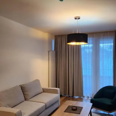 Vucko-apartmani 10 I 12-private Host Apartamento *